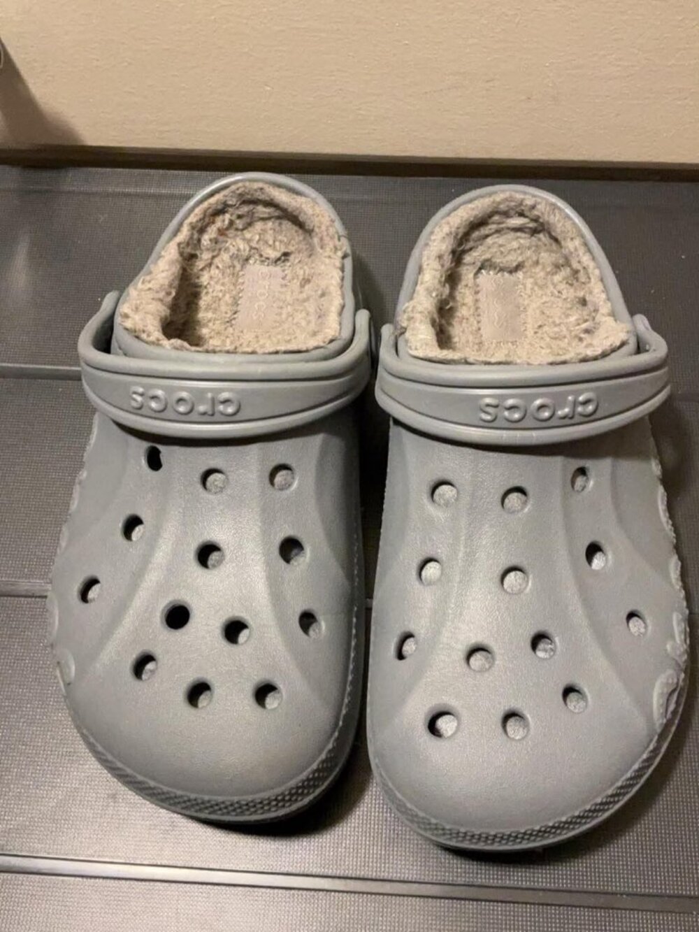 Crocs Kids Baya Lined Clogs Gray Size J2 (Youth 2)